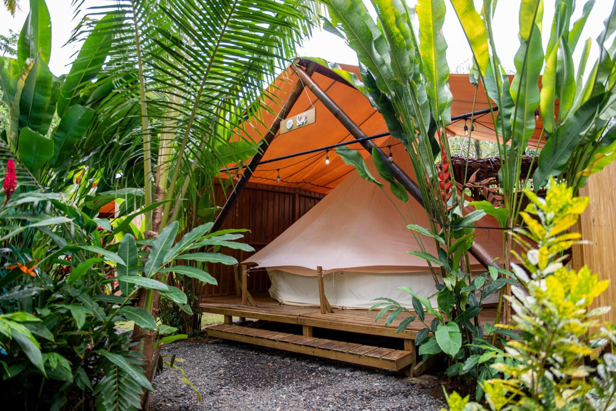 Seren Glamping (Adults Only) 우비타 외부 사진